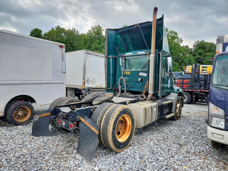 2018 Mack CXU612 Semi Truck