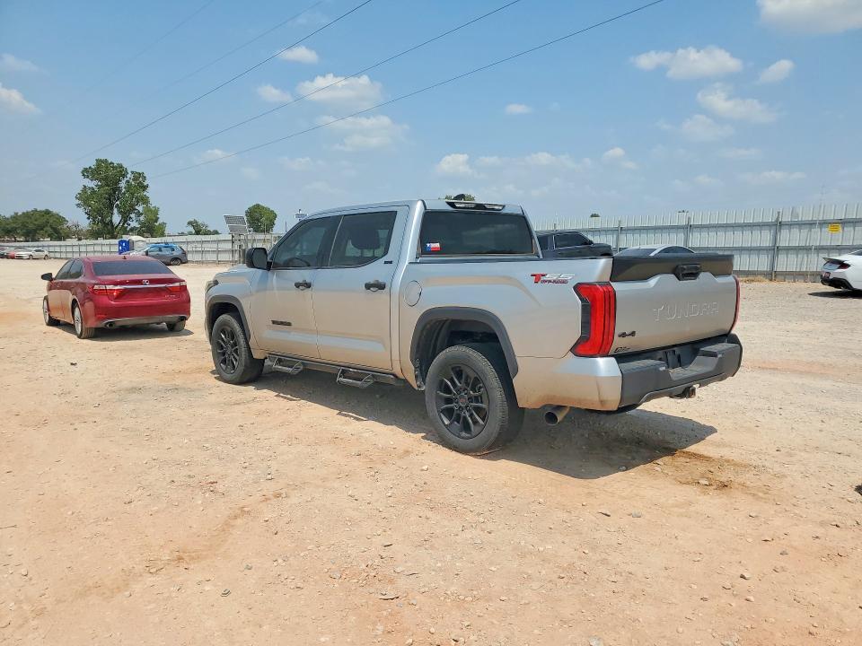 2022 Toyota Tundra SR5