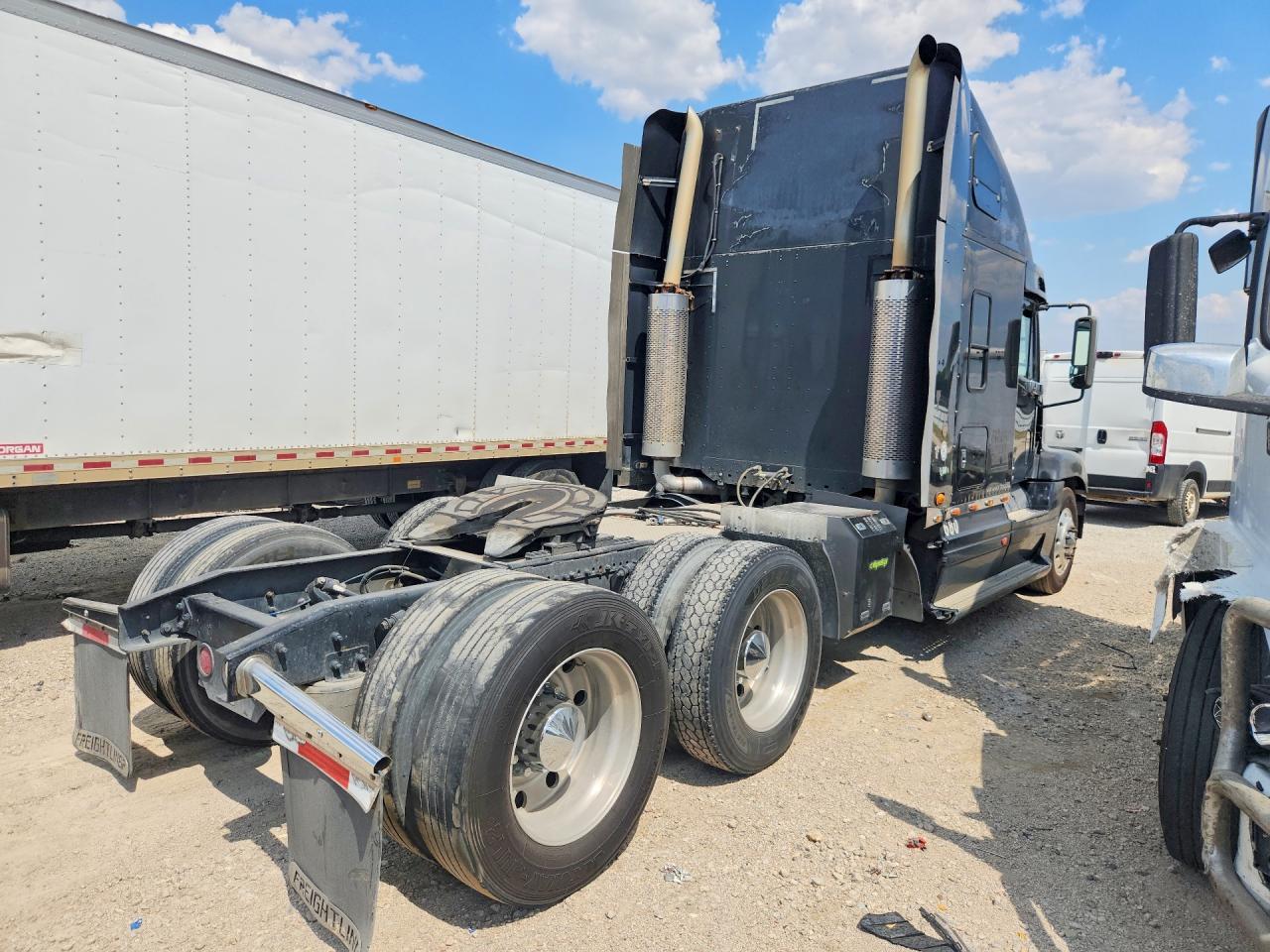 1999 Freightliner FLC120 Semi Truck