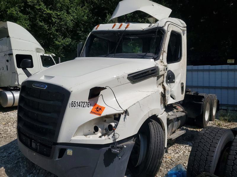 2025 Freightliner Cascadia 126 Semi Truck