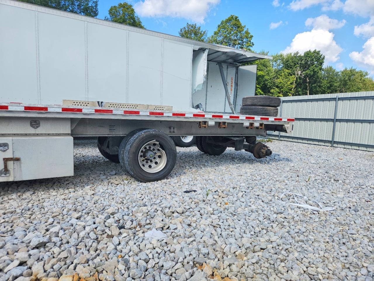 2020 East Manufacturing Flat BED