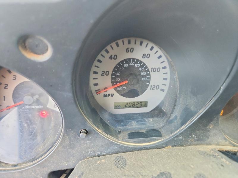 2004 Nissan Frontier Standard