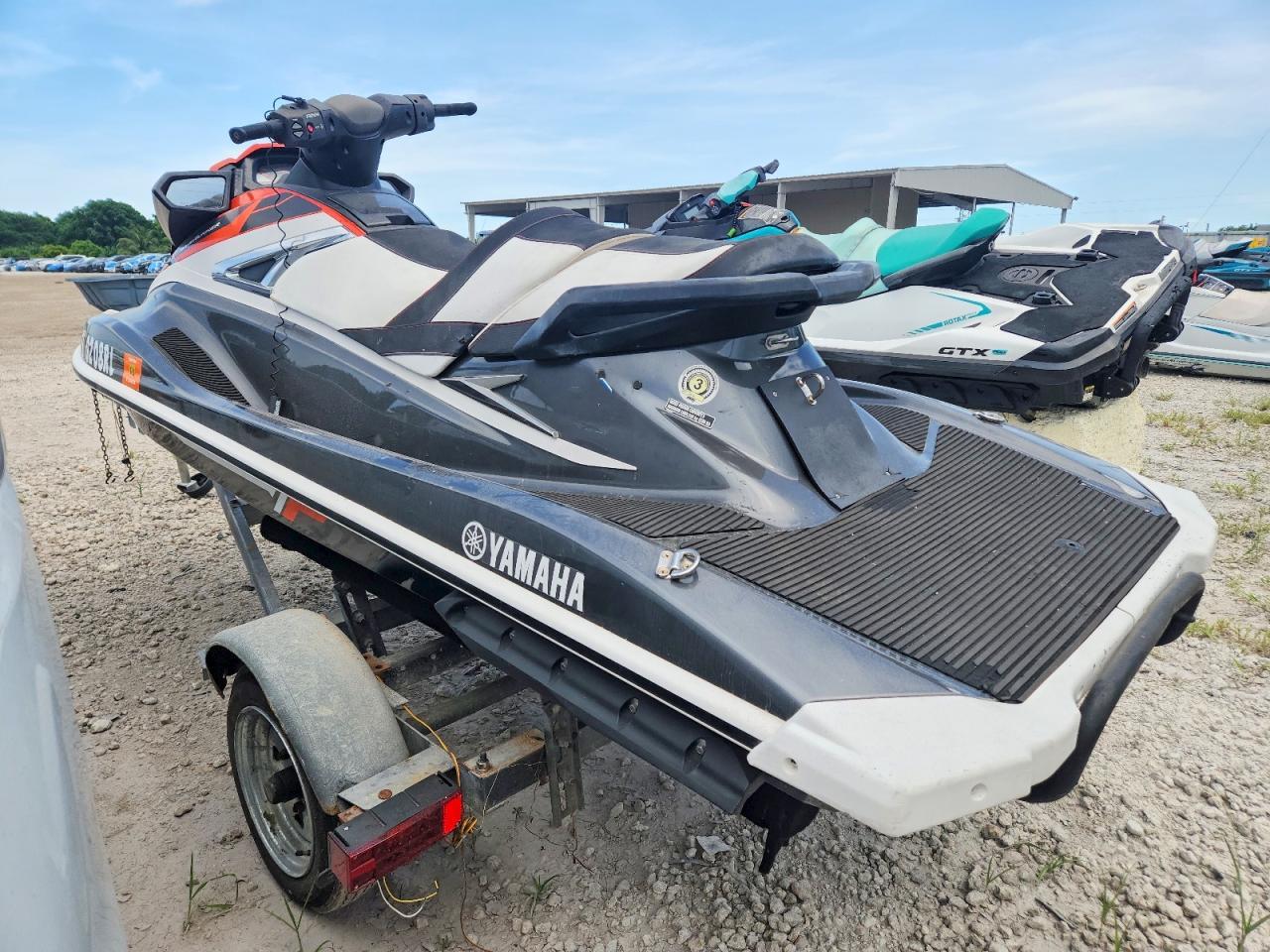 2017 YAM VXR1800
