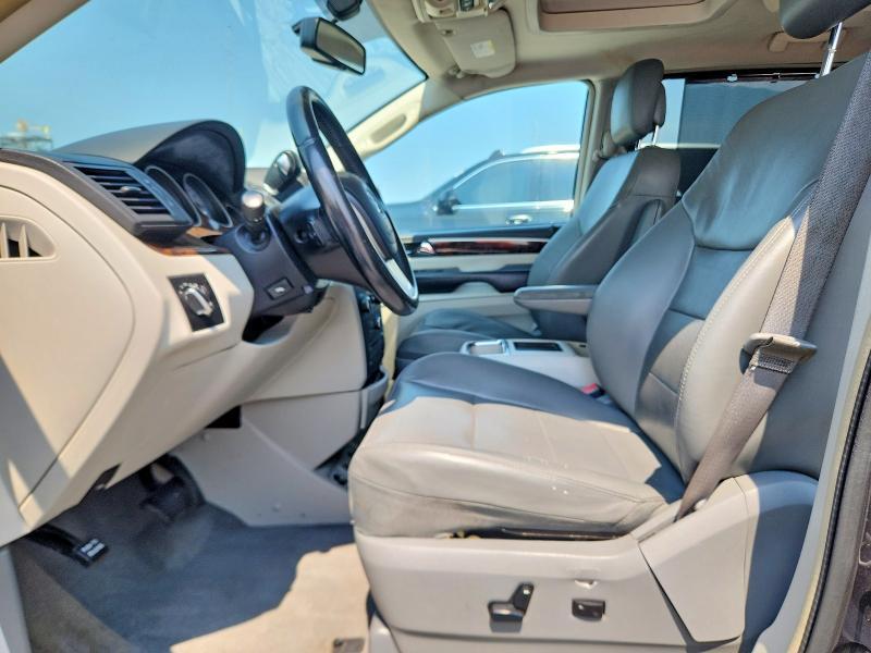 2012 Volkswagen Routan SEL Premium