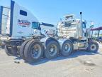 1999 Freightliner Conventional FLD120