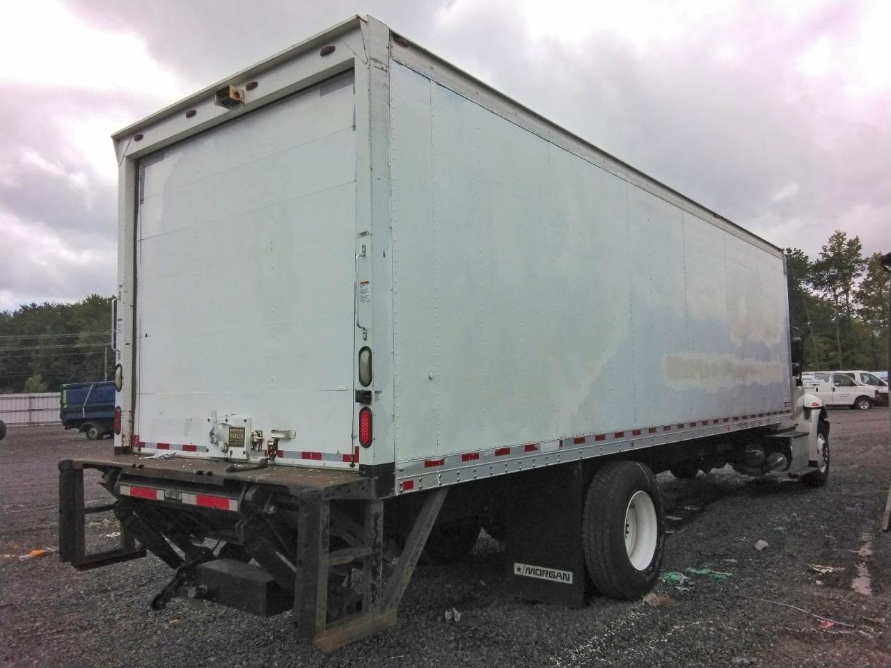 2016 International 4300 BOX Truck
