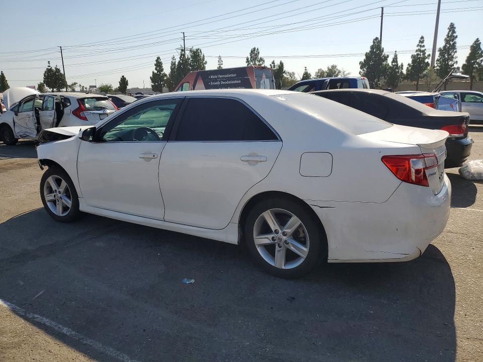 2014 Toyota Camry se