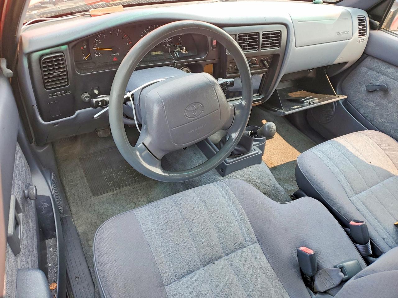 2000 Toyota Tacoma Base