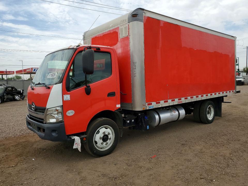 2018 Hino 195 BOX Truck