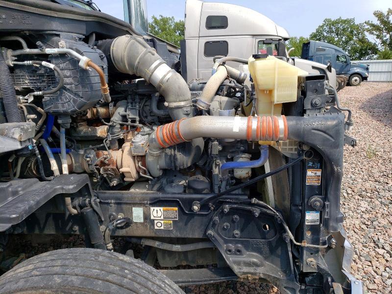 2020 Peterbilt 579 Semi Truck