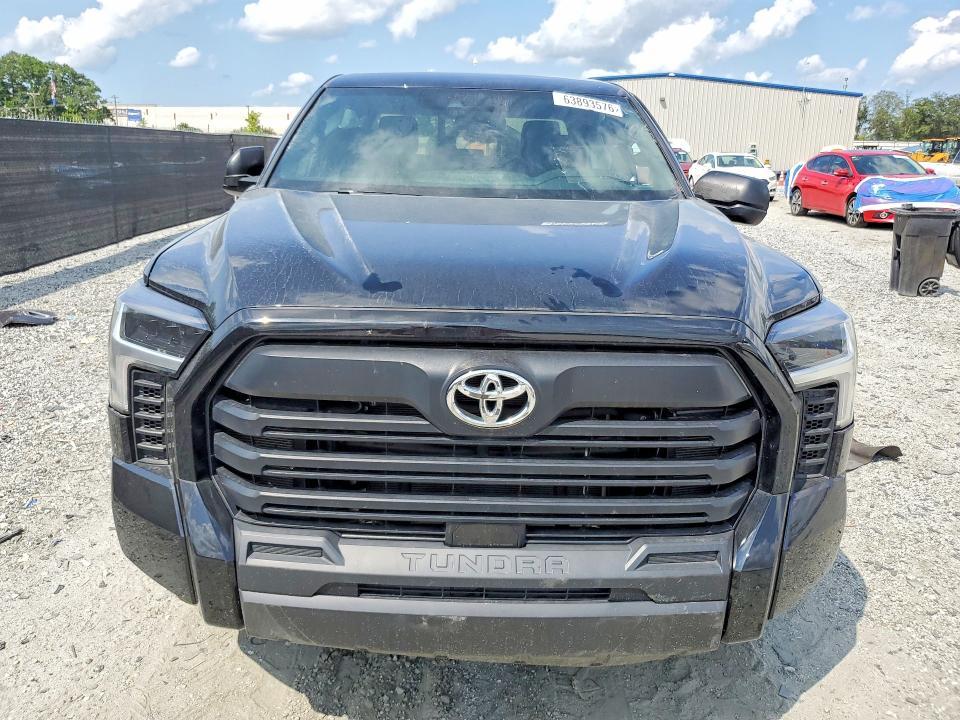 2025 Toyota Tundra SR