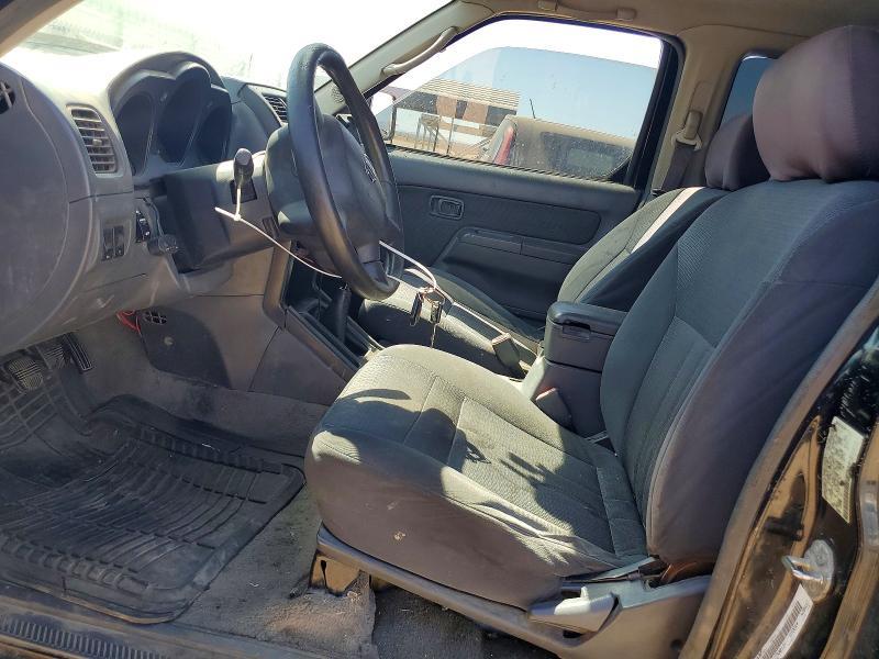 2002 Nissan Frontier Standard