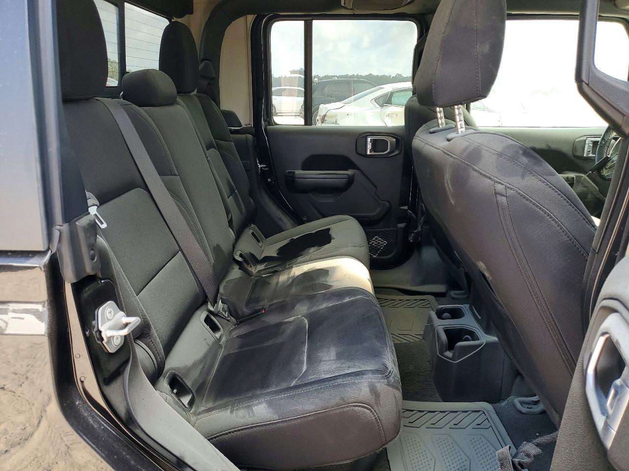 2021 Jeep Gladiator Sport