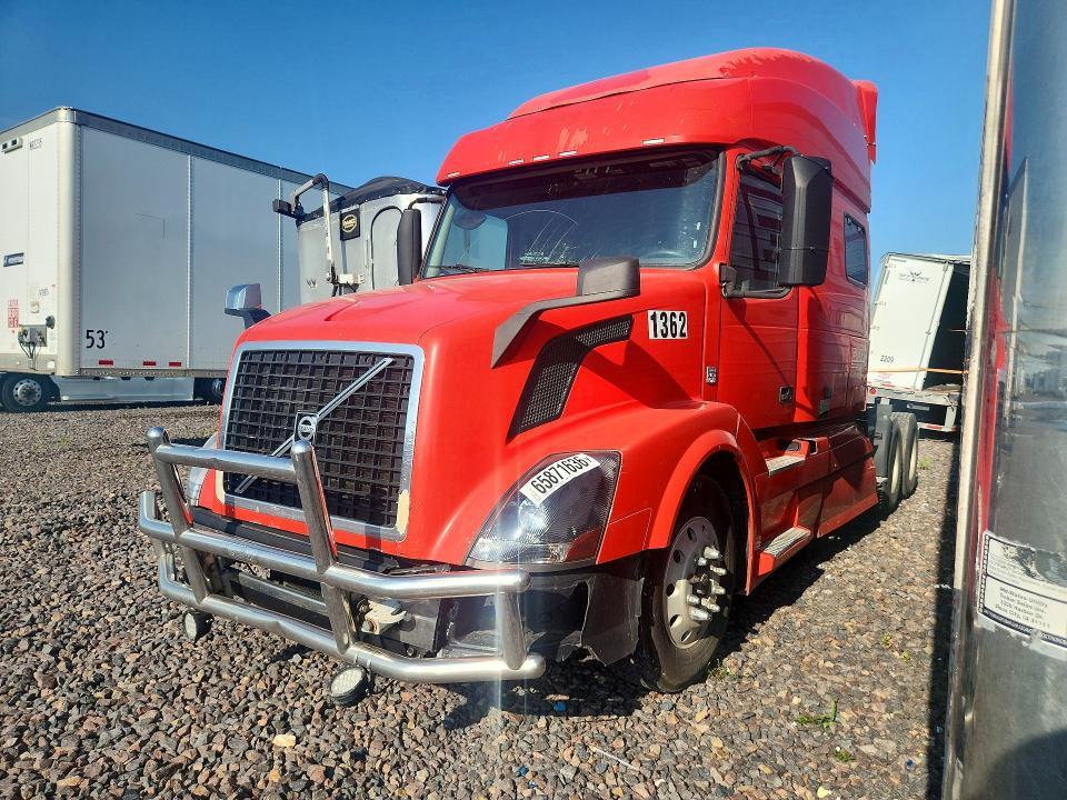 2015 Volvo VN VNL