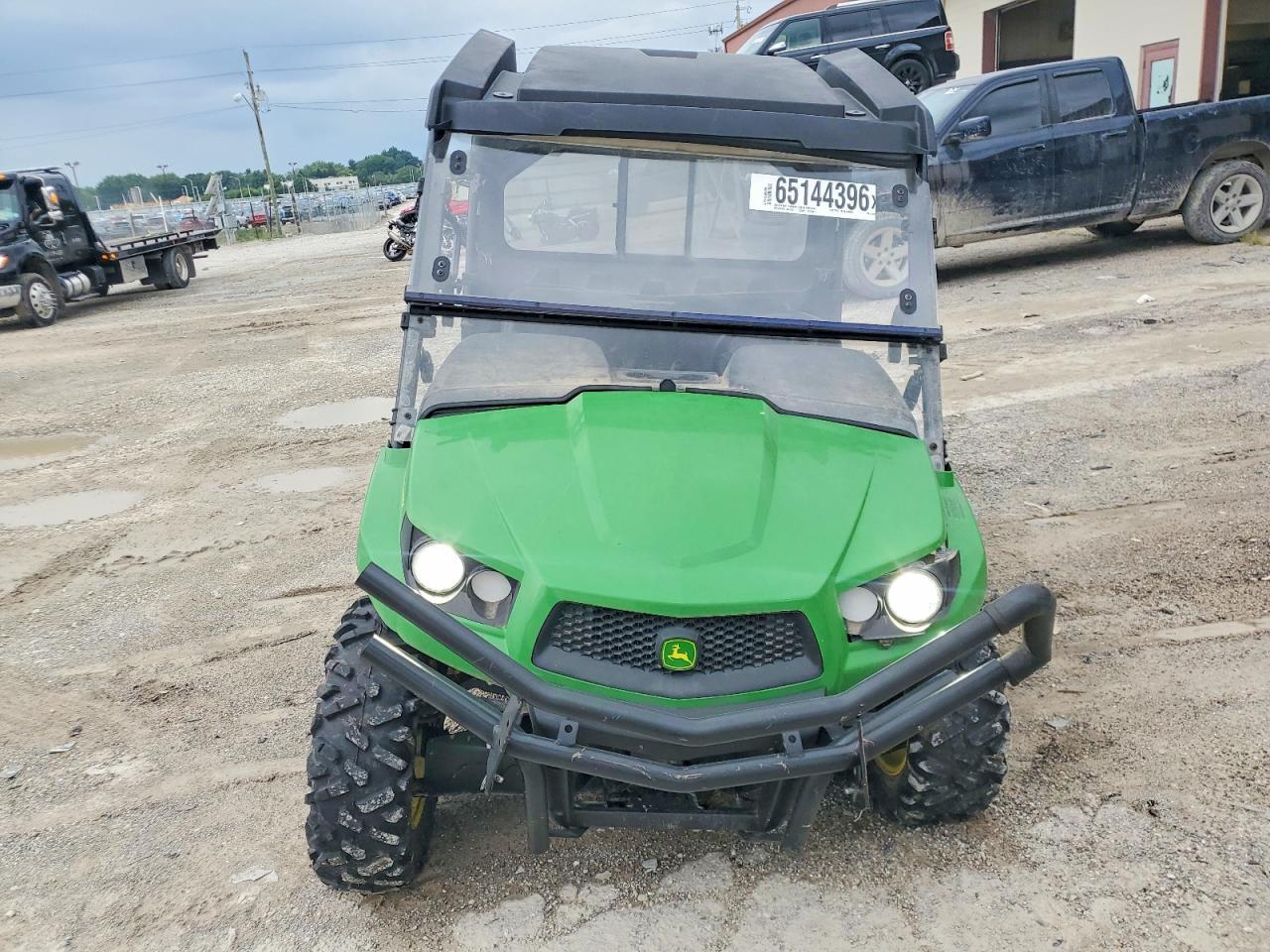 2024 John Deere XUV 590M Utility Vehicle