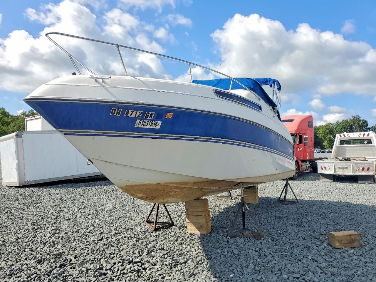 1994 Four Winds Boat
