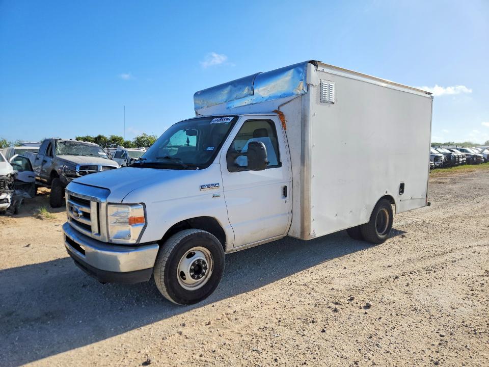 2018 Ford E350 BOX Truck