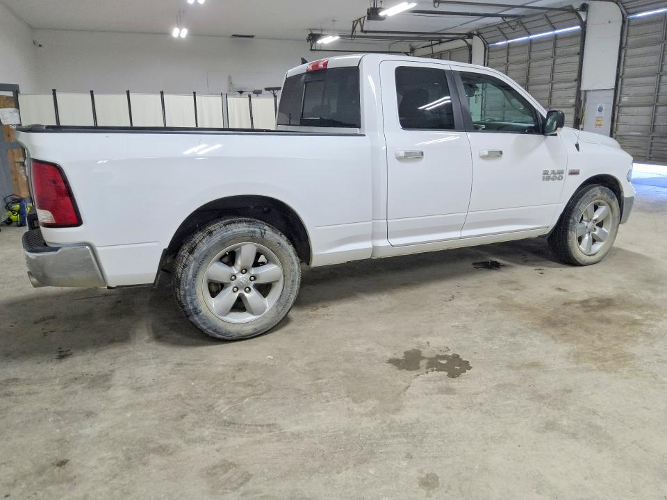 2015 Dodge Ram 1500 slt