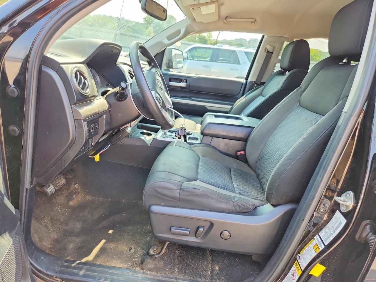 2015 Toyota Tundra SR5
