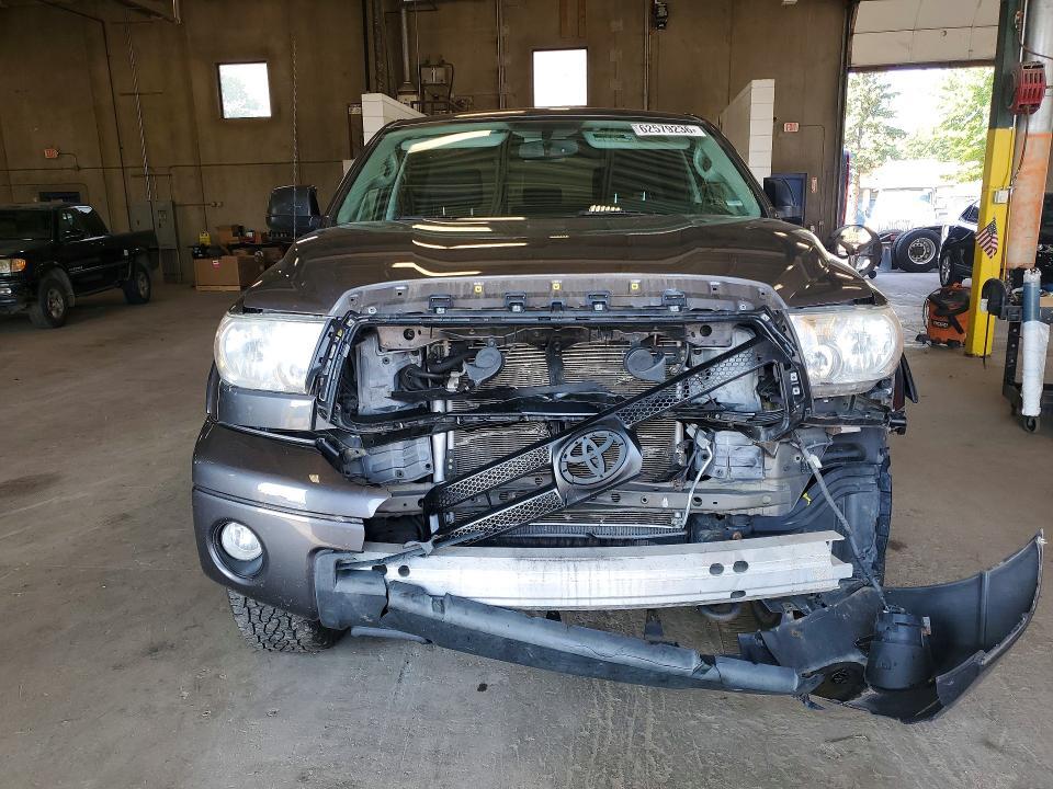 2013 Toyota Tundra Crewmax SR5