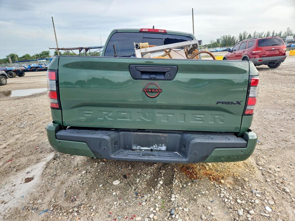 2024 Nissan Frontier PRO-X