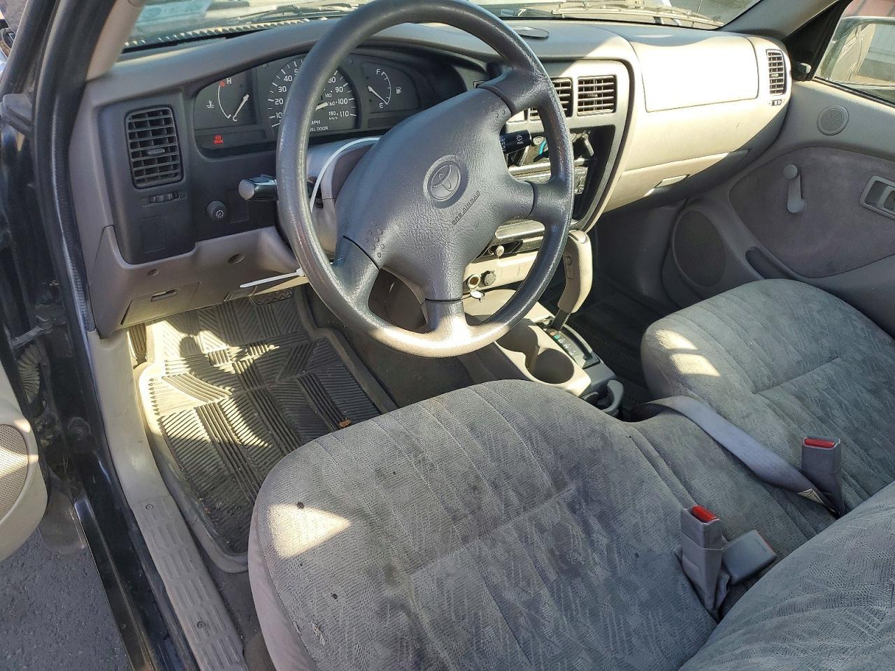 2004 Toyota Tacoma Base