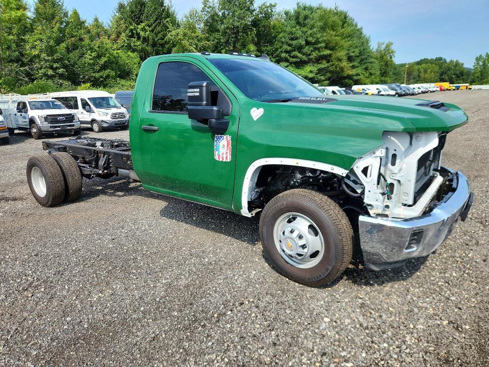 2025 Chevrolet Silverado K3500