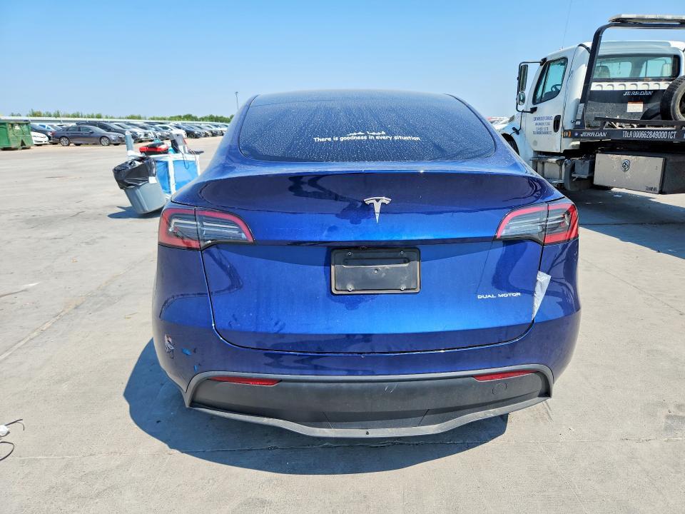 2025 Tesla Model y
