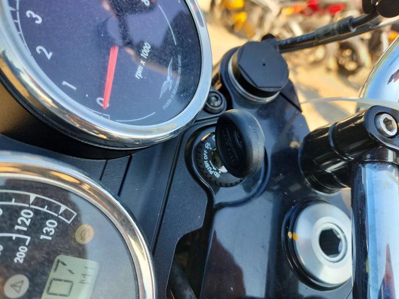 2018 Moto Guzzi V7 III