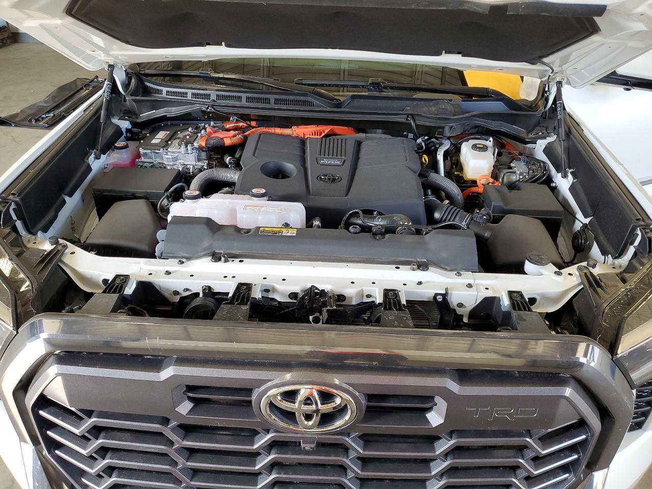 2026 Toyota Tundra Platinum HV