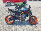 2022 KTM 890 Duke R