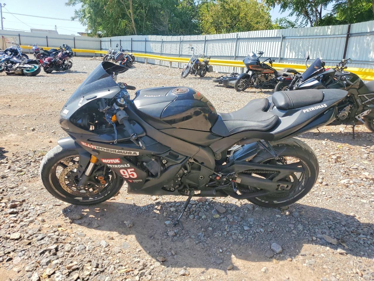 2006 Yamaha YZFR1