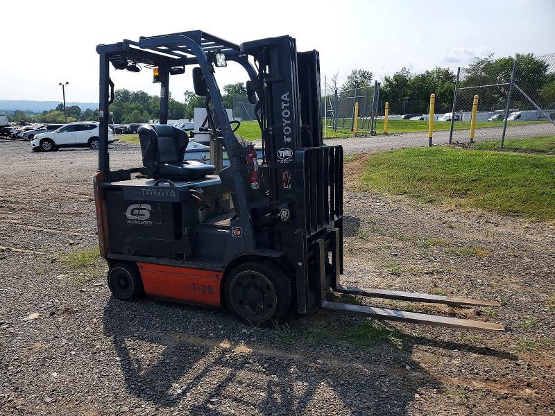 2011 Toyota 8FBCU25 Forklift