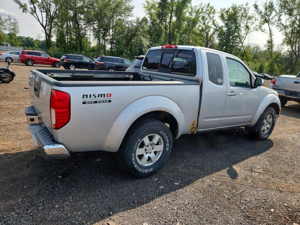 2005 Nissan Frontier SE