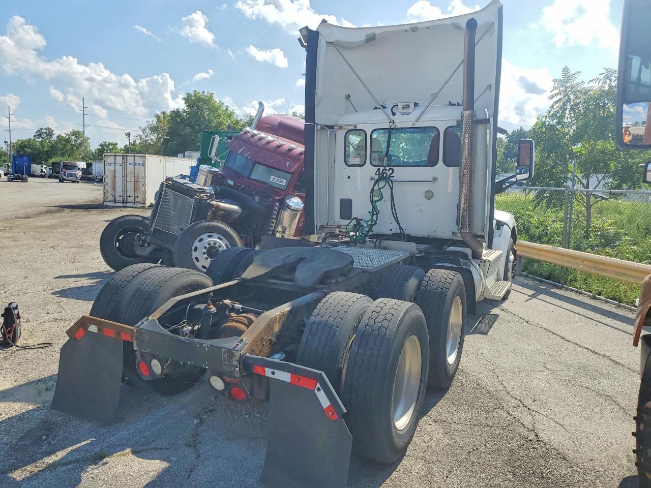 2014 Peterbilt 579 Semi Truck