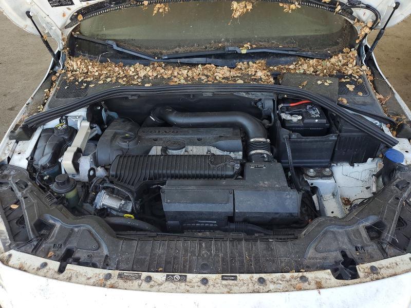 2016 Volvo V60 Cross Country Premier