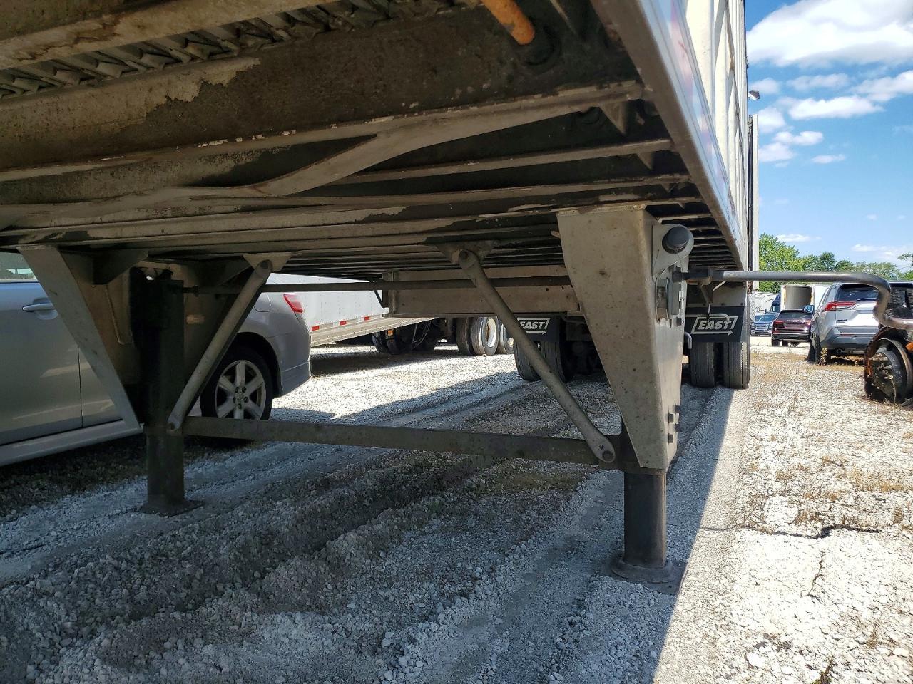 2018 East Manufacturing Walking Floor Trailer