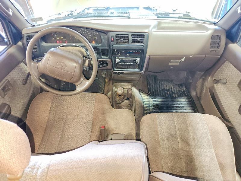 1995 Toyota Tacoma Base