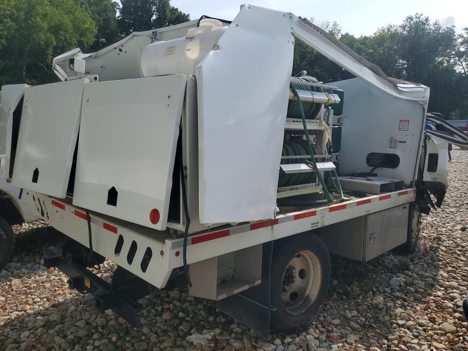 2019 Isuzu NPR HD