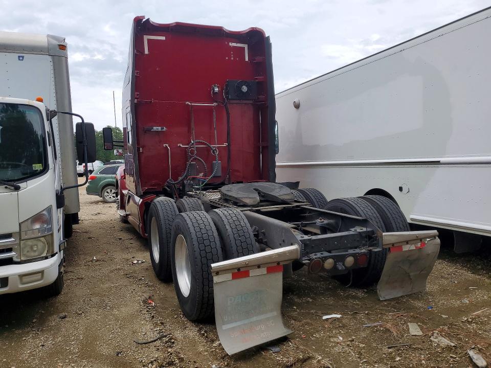 2016 Kenworth T680 Semi Truck