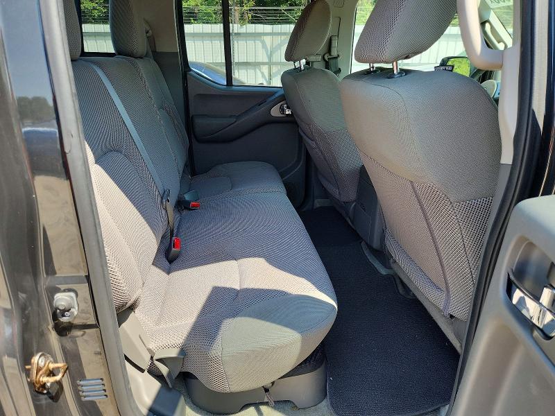2015 Nissan Frontier S
