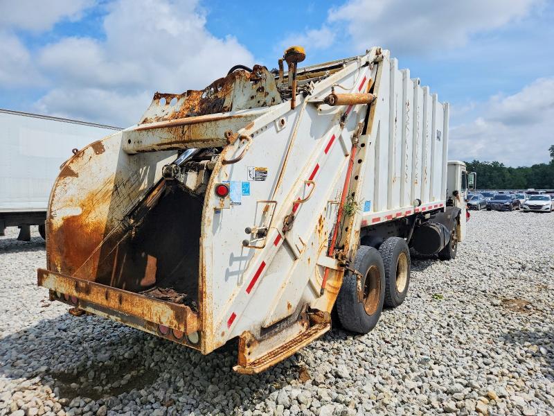 2002 Mack 600