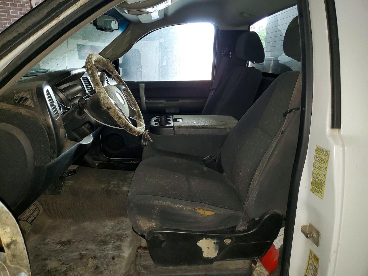 2008 Chevrolet Silverado-BOX Truck