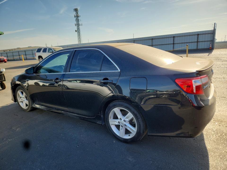 2014 Toyota Camry se