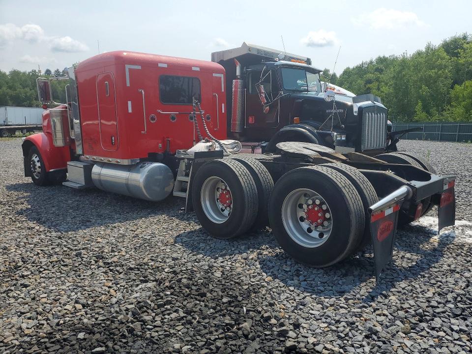 2012 Peterbilt 389 Semi Truck