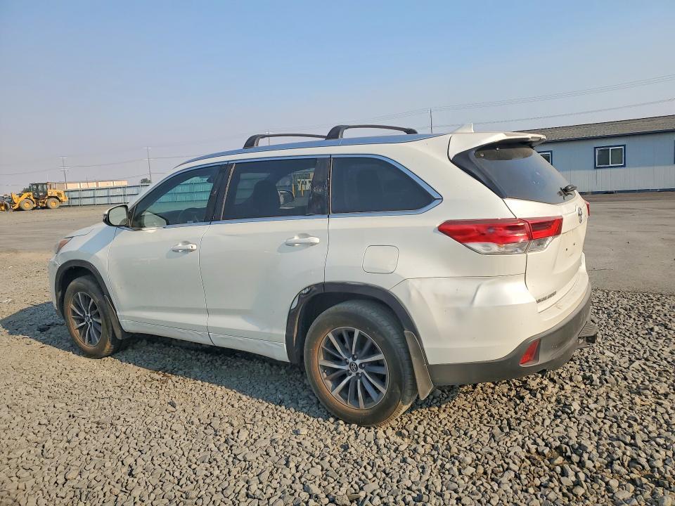 2017 Toyota Highlander xle
