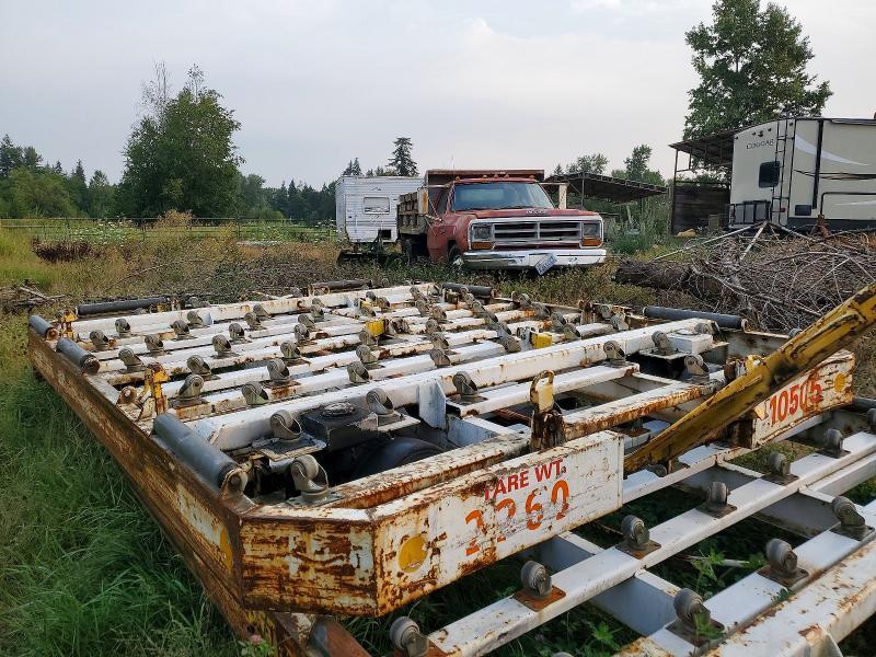 1993 Lewe MFG Cargo