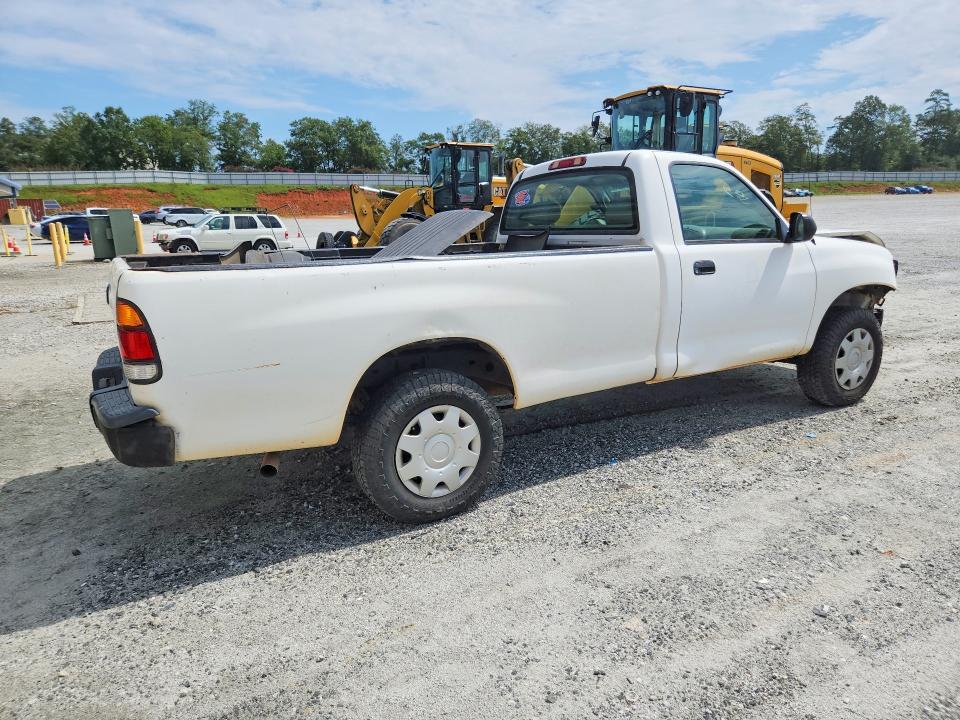 2004 Toyota Tundra Base