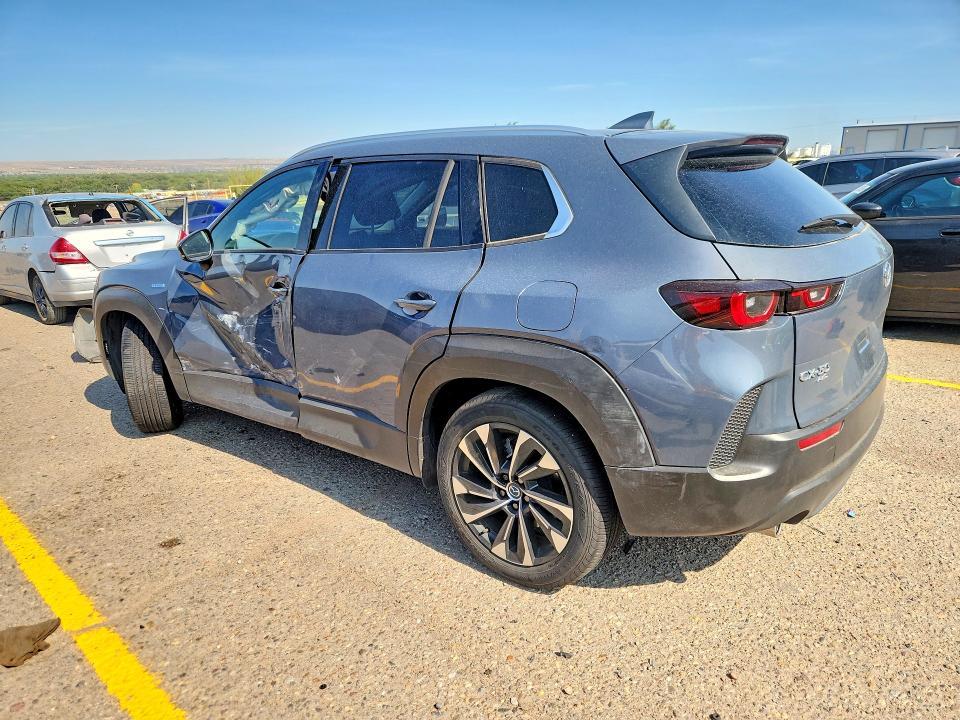 2025 Mazda CX-50 Premium Plus