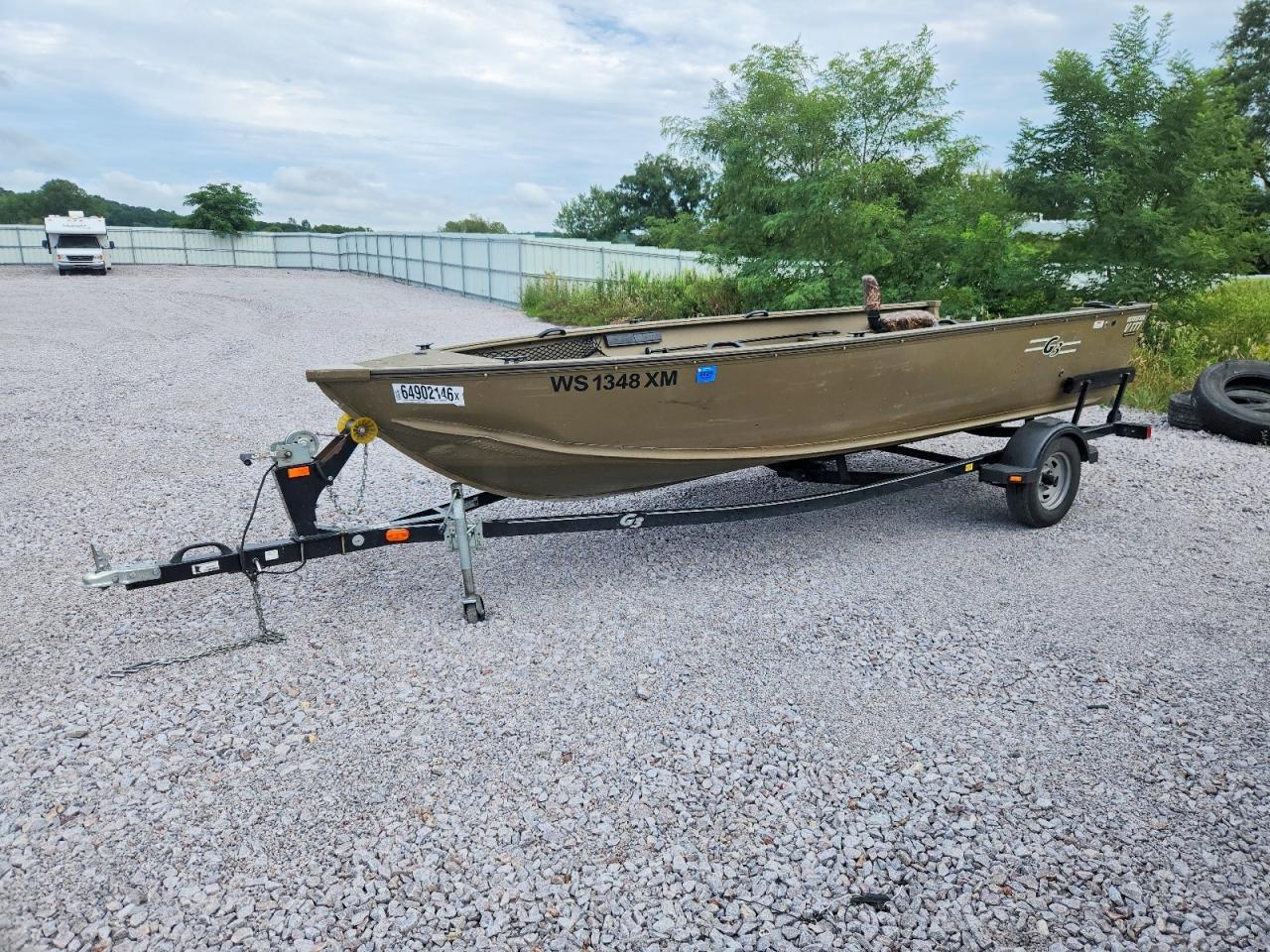 2017 G3 Outfitter VI 77T Deep V